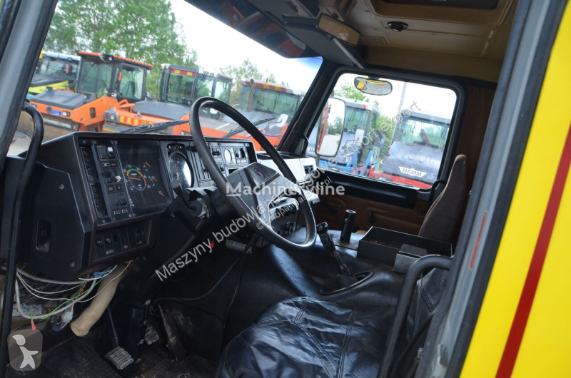 Дорожно-строительная техника Scania SAVALCO...
