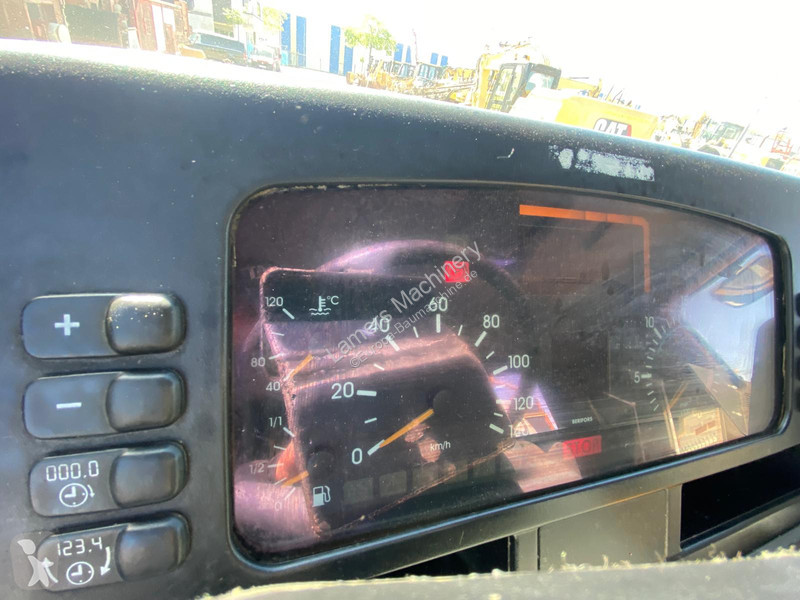 Cestné staviteľstvo Mercedes Actros 2535 with...