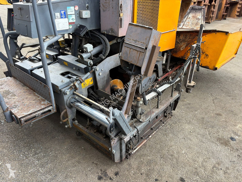 Cestné staviteľstvo Dynapac F1200CS