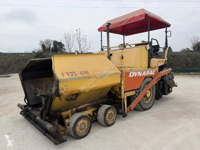 أشغال طرقية Dynapac F121-6W