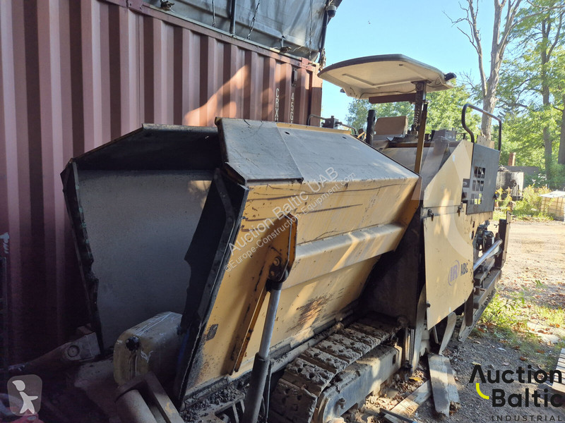 Travaux routiers ABG Titan 125