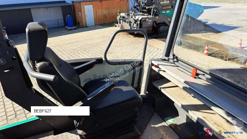 أشغال طرقية Vögele MT 3000-3i