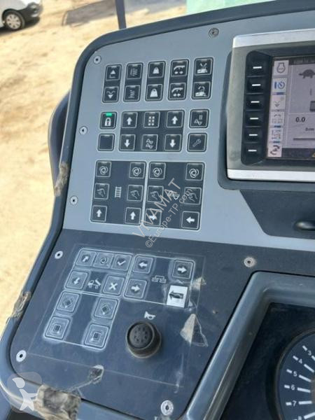 أشغال طرقية Ammann 700-3