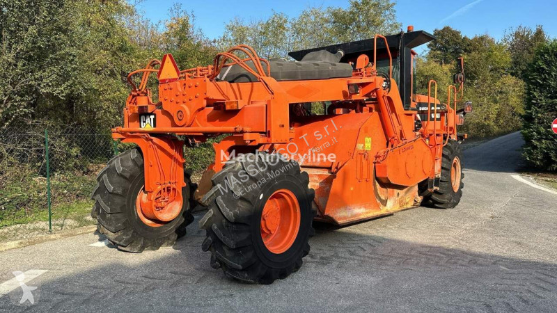Wegenbouw Caterpillar