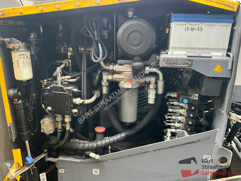 Wegenbouw Atlas Copco F1200 CS smalle...