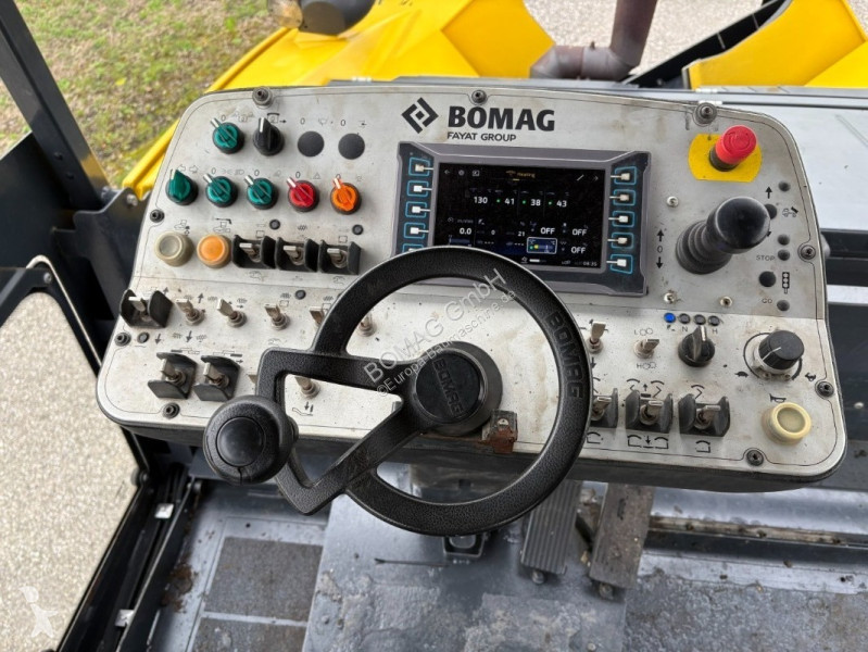 Obras de carretera Bomag  BF 600 P-3 S500 Stage...
