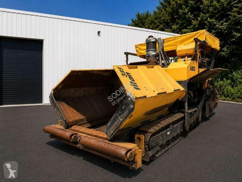 Дорожно-строительная техника ABG  TITAN 325