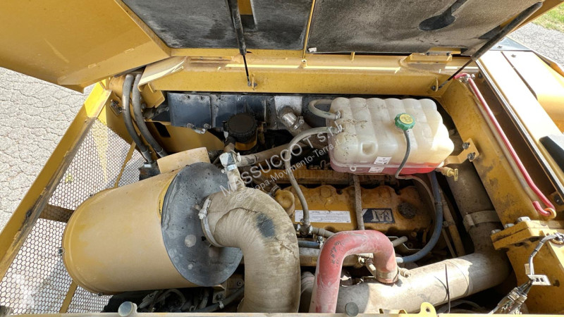 Travaux routiers Caterpillar PM310
