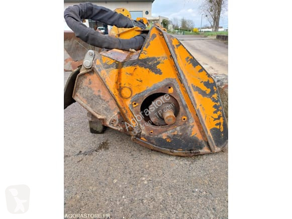 Road construction equipment