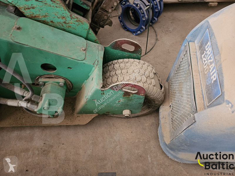 Travaux routiers Vermeer V2050