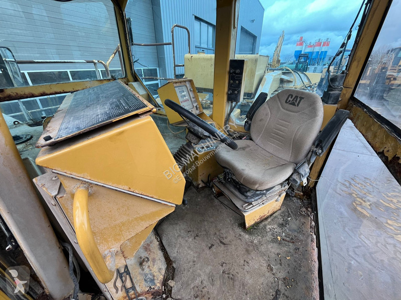 Wegenbouw Caterpillar RM350