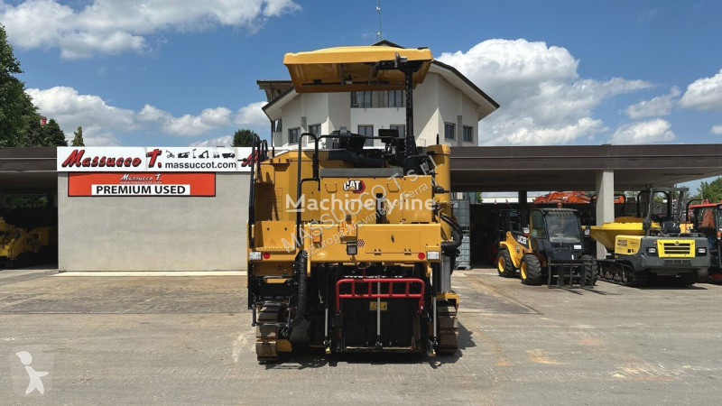 Wegenbouw Caterpillar PM310