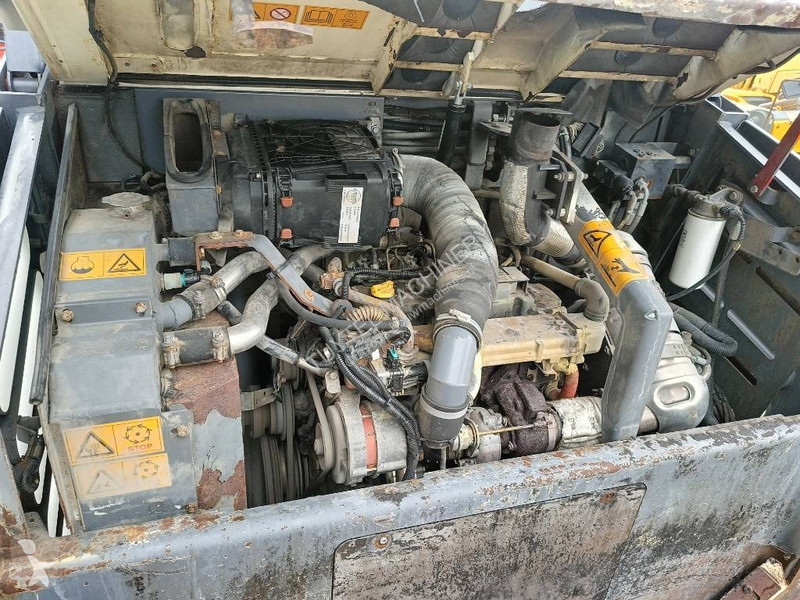 Vejarbejde Vögele Super 1303-3i...