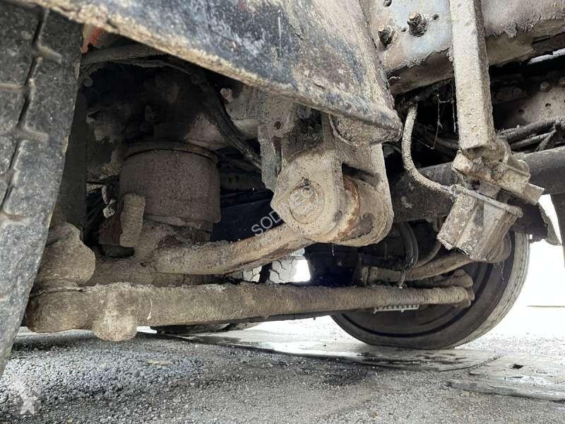 Lavori stradali Renault PREMIUM 370-26