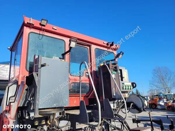 Дорожно-строительная техника ABG Titan 7820