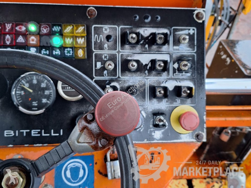 Дорожні роботи Bitelli BB050