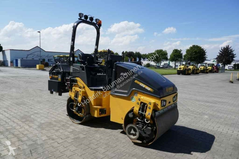 Compactador Bomag AD-5