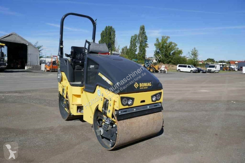 Vejarbejde Bomag AD-5