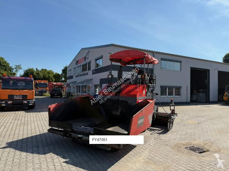أشغال طرقية Vögele Super 1203
