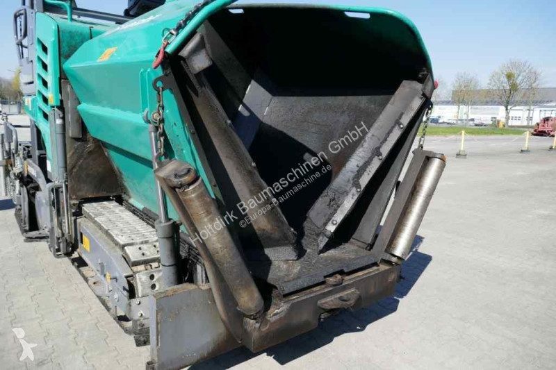 أشغال طرقية Vögele Super 1300-3i