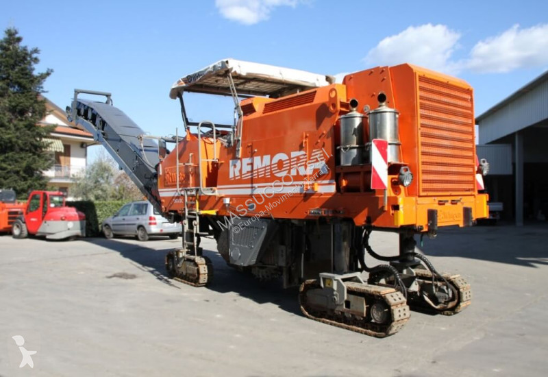 أشغال طرقية Wirtgen 1500