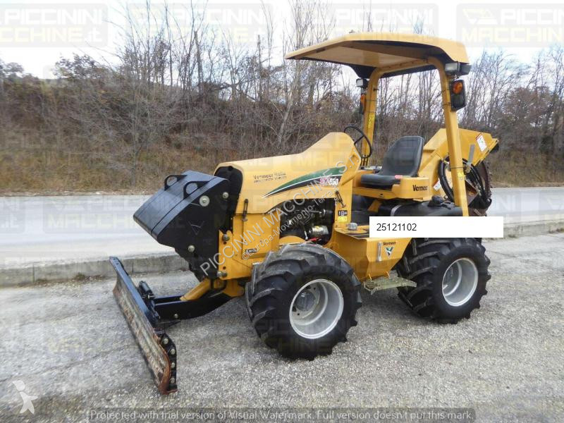 أشغال طرقية Vermeer RTX550