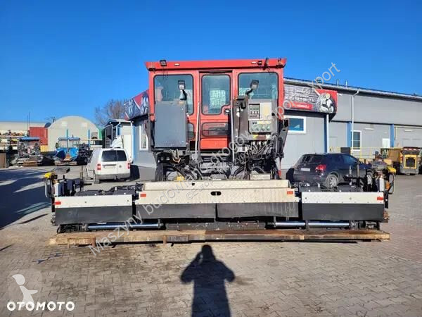 Дорожно-строительная техника ABG Titan 7820