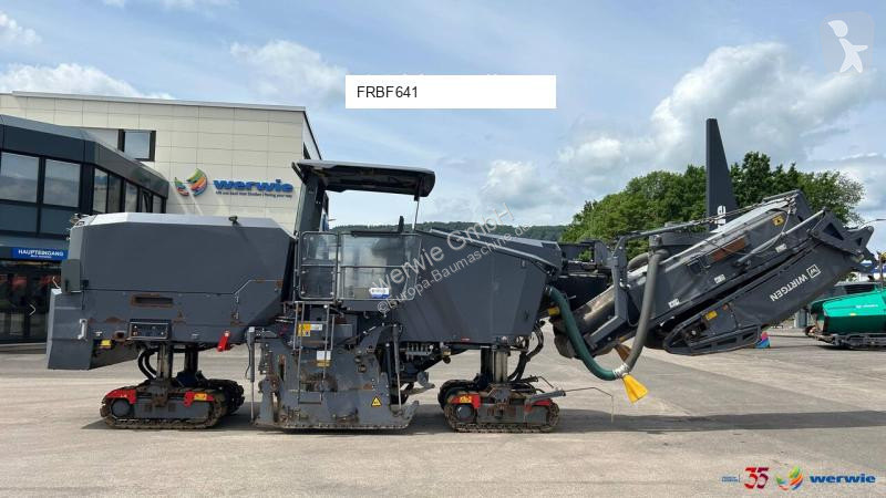 Cestné staviteľstvo Wirtgen W210Fi