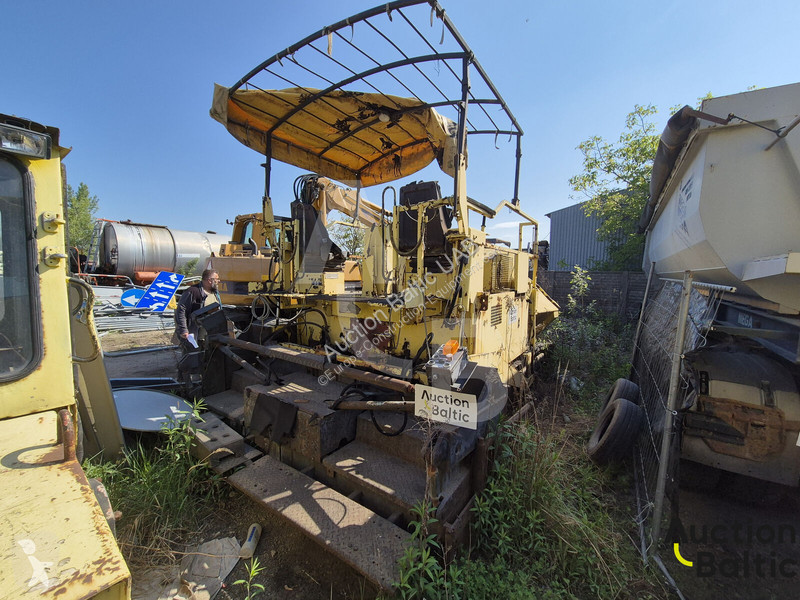 Echipamente pentru lucrari rutiere ABG Titan 411