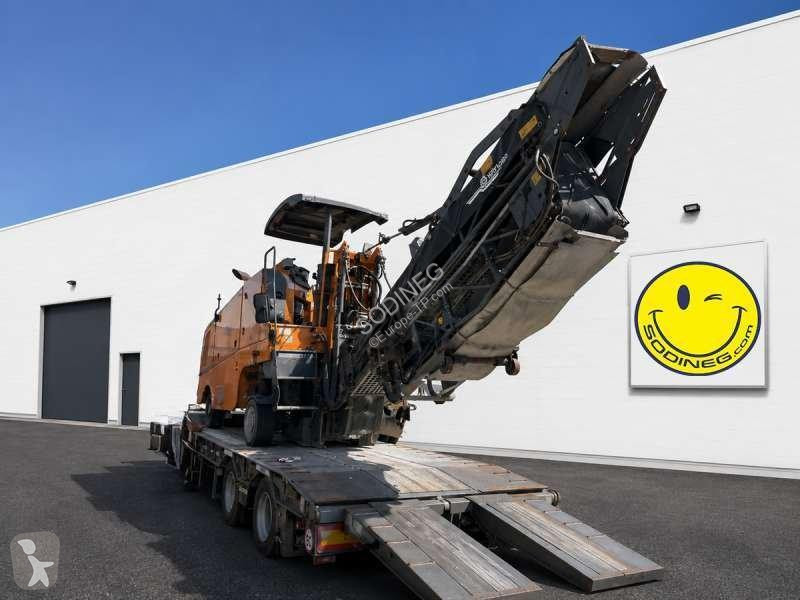 أشغال طرقية Wirtgen 0I