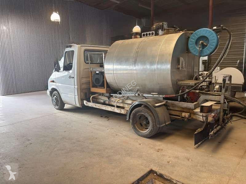 Cestné staviteľstvo Mercedes  410 A EMULSION +...