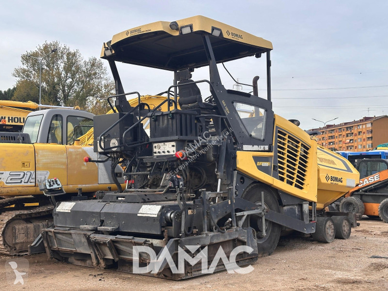 Дорожно-строительная техника Bomag BF600 P2