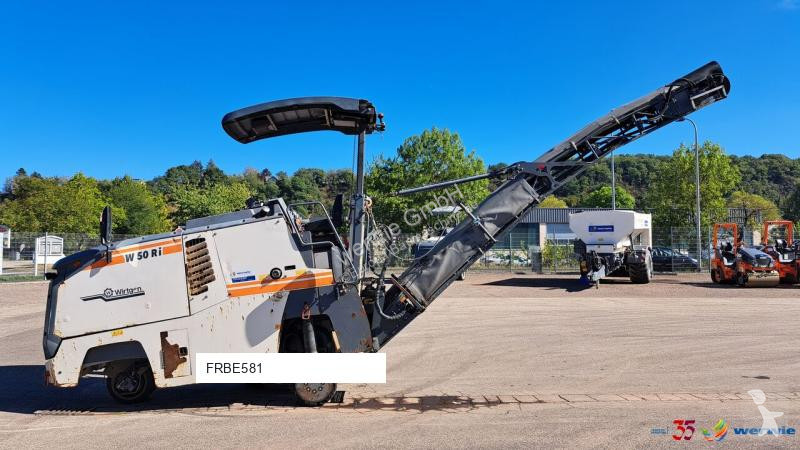 Vägarbeten Wirtgen Ri