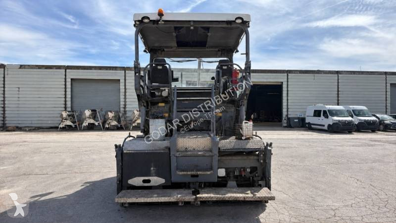 Travaux routiers Vögele S1800 3I