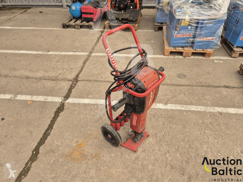 Echipamente pentru lucrari rutiere  TE 3000-AVR
