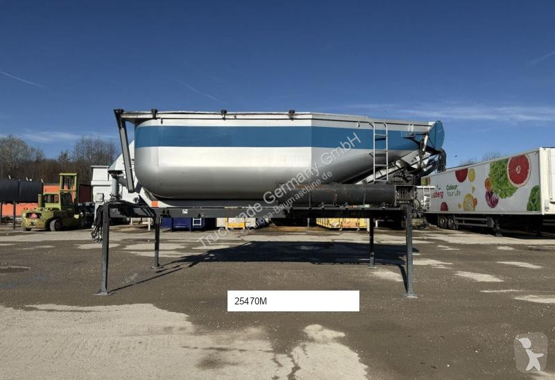 Vägarbeten  Betonmulde 10m³ isoliert