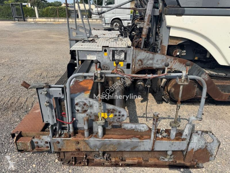 Obras públicas rodoviárias Vögele  Super 1800