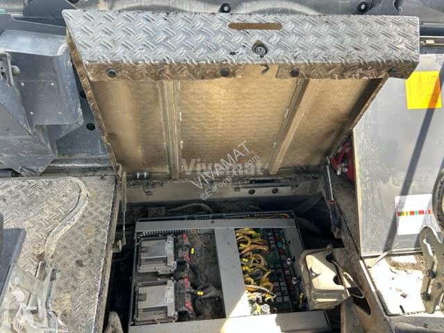 أشغال طرقية Ammann 700-3