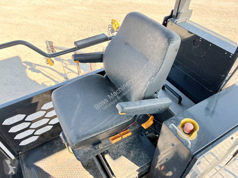 Wegenbouw Volvo 6 Meter Paving Width / Topcon GPS