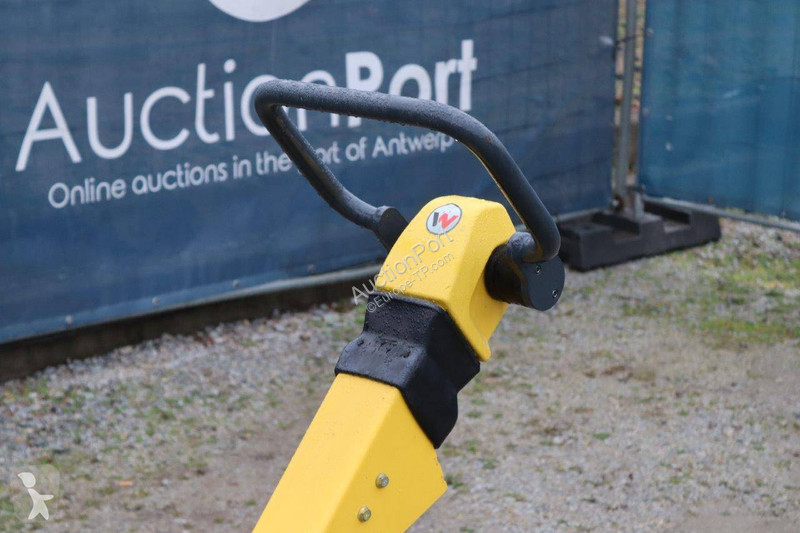 Echipamente pentru lucrari rutiere  DPU5545