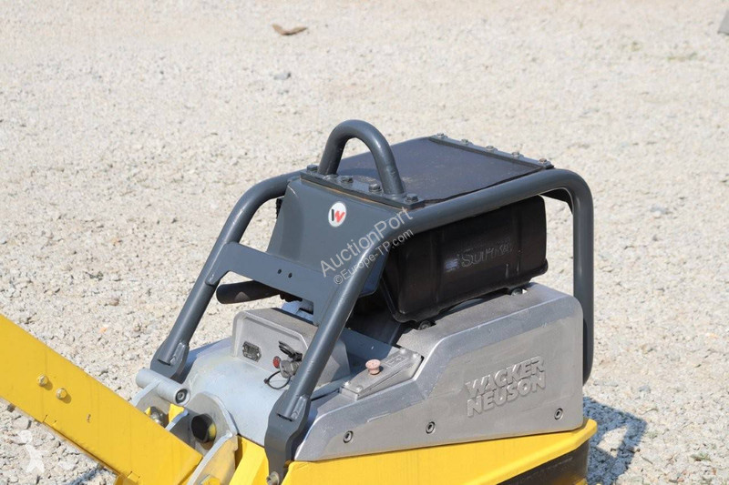 Echipamente pentru lucrari rutiere  DPU5545
