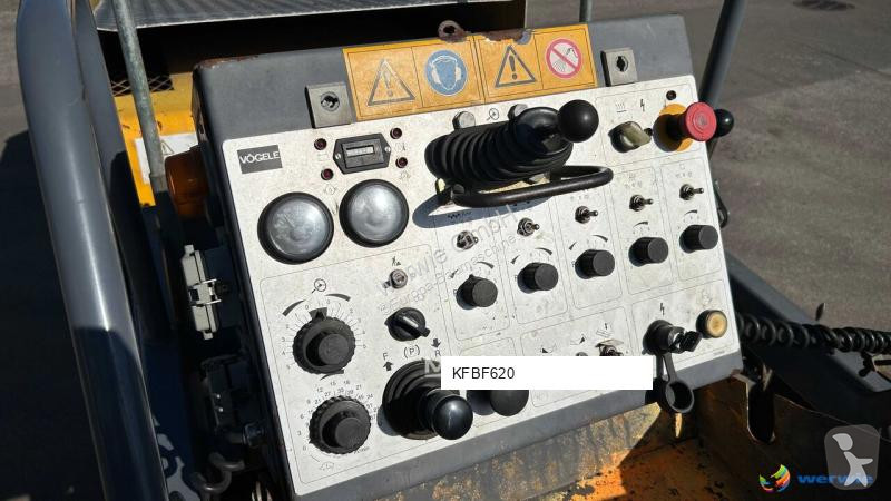 Cestné staviteľstvo Vögele SUPER 800 / AB200TV