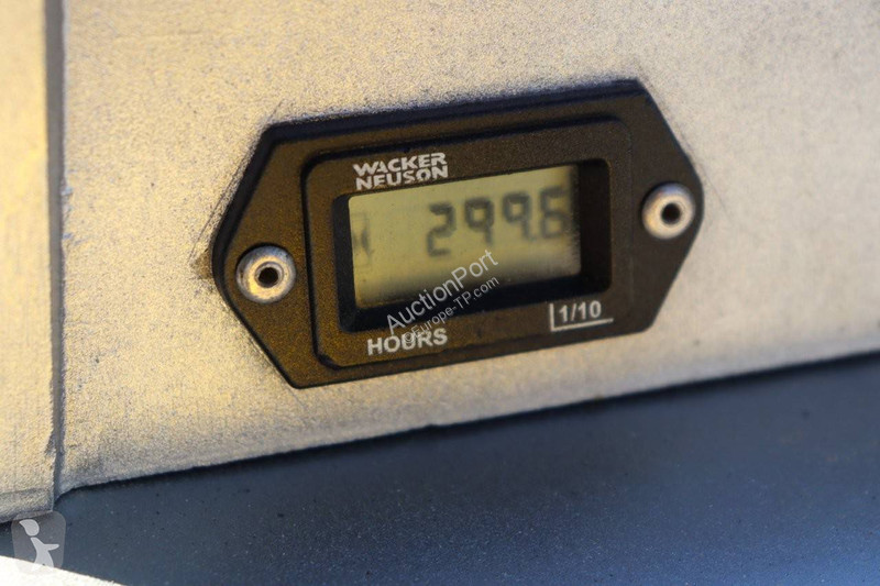 Echipamente pentru lucrari rutiere  DPU6555