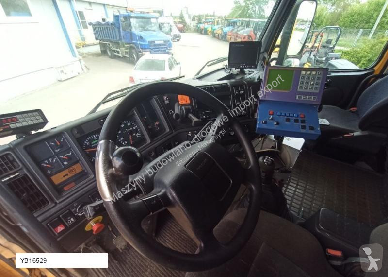 أشغال طرقية Volvo FH 12 SAVALCO HH 101 T
