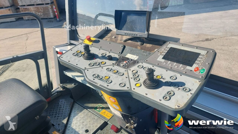 Silniční práce Vögele MT 3000-3i