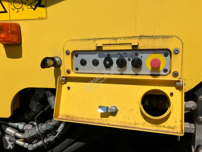 Lavori stradali Bomag  BM 2200/75  Stage...