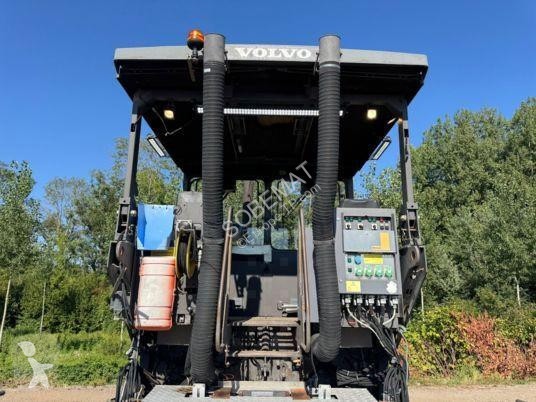 Wegenbouw Volvo  P6820C