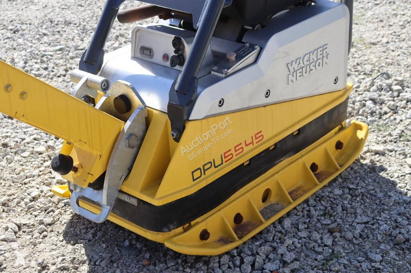Echipamente pentru lucrari rutiere  DPU5545