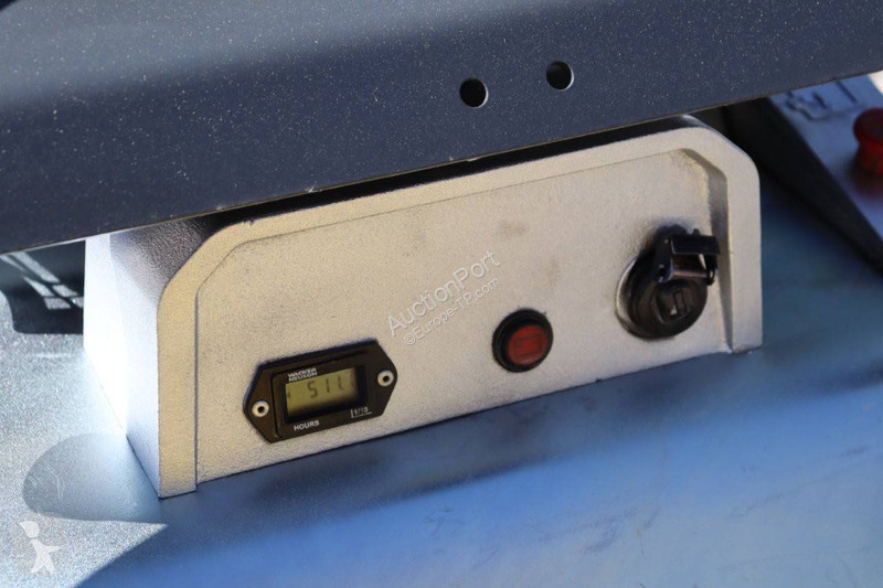 Echipamente pentru lucrari rutiere  DPU6555
