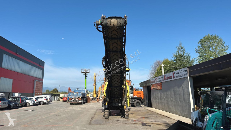 أشغال طرقية Bomag BM2000/602